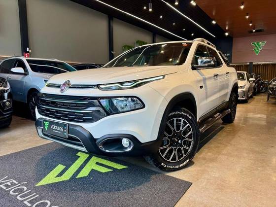 FIAT TORO 2.0 16V TURBO DIESEL RANCH 4WD AT9